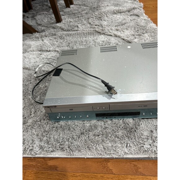 Go-Video DVR4300 DVD Player / Video Cassette Recorder (VCR) - Picture 3 of 4